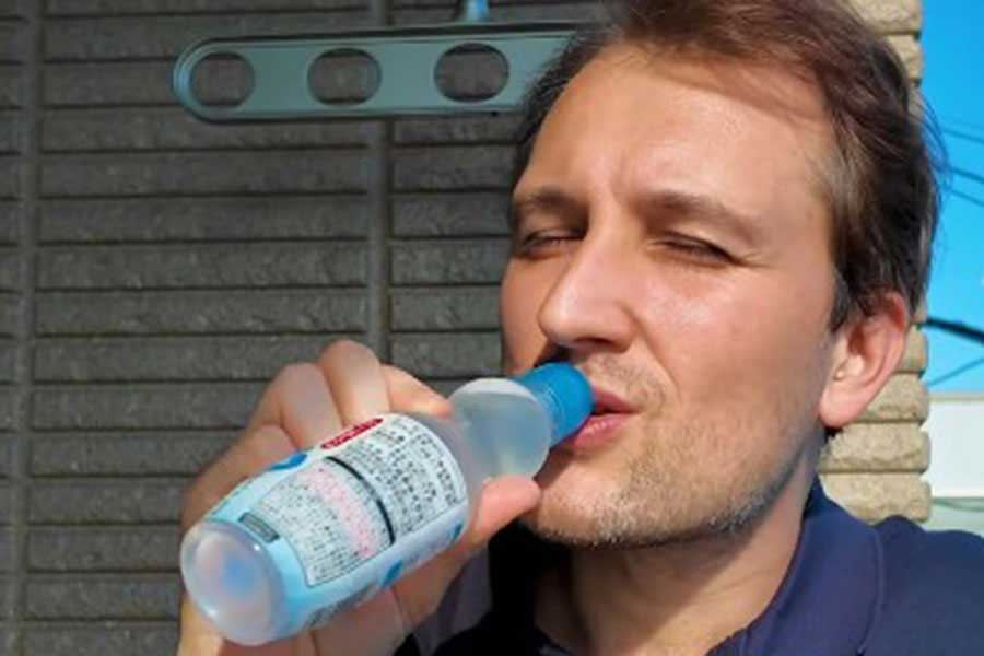 フランス人「懐かしい味がする」 日本に染まってから愛飲 「さわやかな」40~45度から変わった飲み物とは | Hint-Pot フランス人「懐かしい味がする」 日本に染まってから愛飲 「さわやかな」40~45度から変わった飲み物とは | Hint-Pot