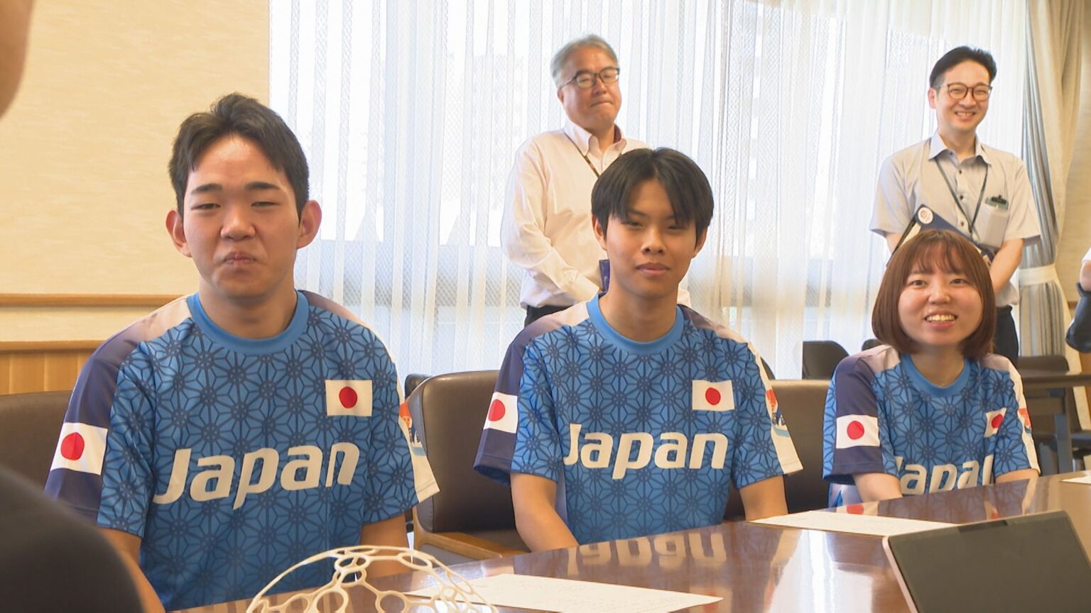 ドローンサッカーワールドカップ 日本代表の高校生ら3選手が活躍誓う 大分県知事を表敬（OBS大分放送） - Yahoo!ニュース - Yahoo!ニュース