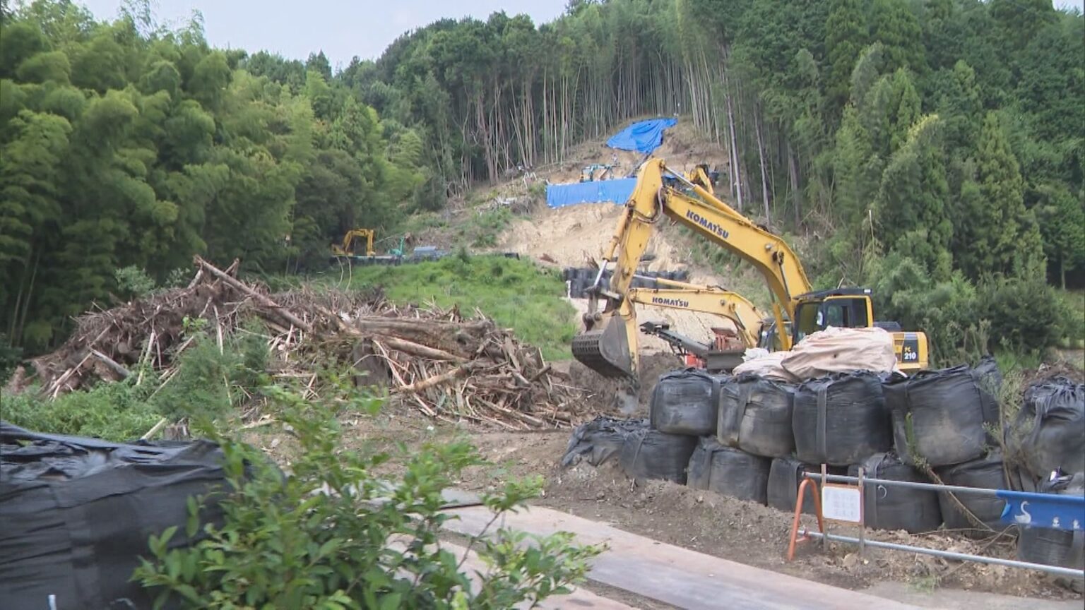 住宅が巻き込まれる…愛知県蒲郡市で3人が死亡した土砂崩れから1年 自身もケガした遺族「逃げる勇気が必要でした」（東海テレビ） - Yahoo!ニュース