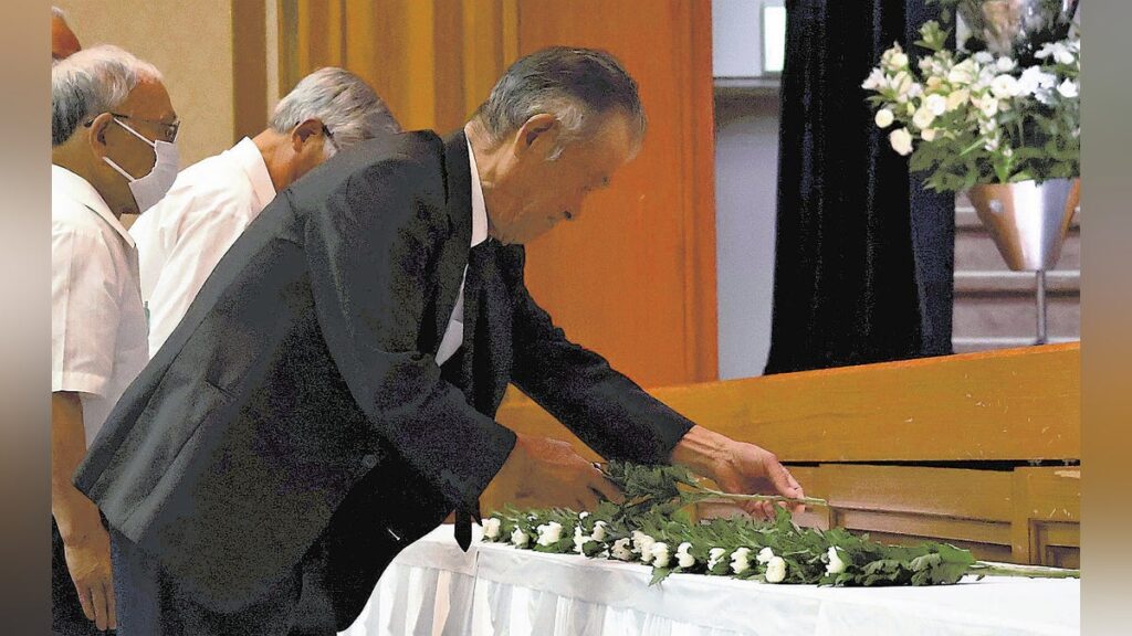 宮城：平和への意思伝える 宮城県庁で戦没者追悼式 ：地域ニュース - 読売新聞オンライン