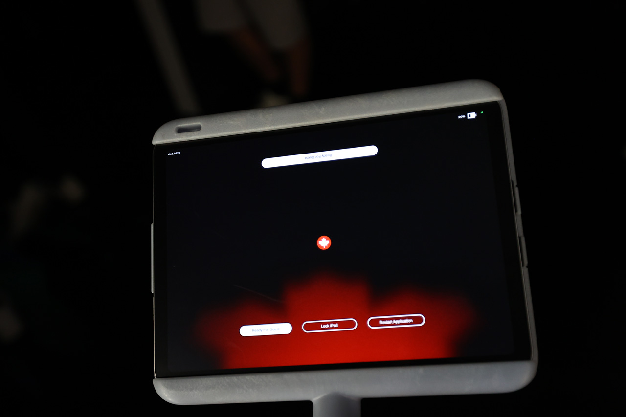 大阪・関西万博 予約なしでも並んで入れるカナダ、フィリピンパビリオン!実は触れていいもの?3