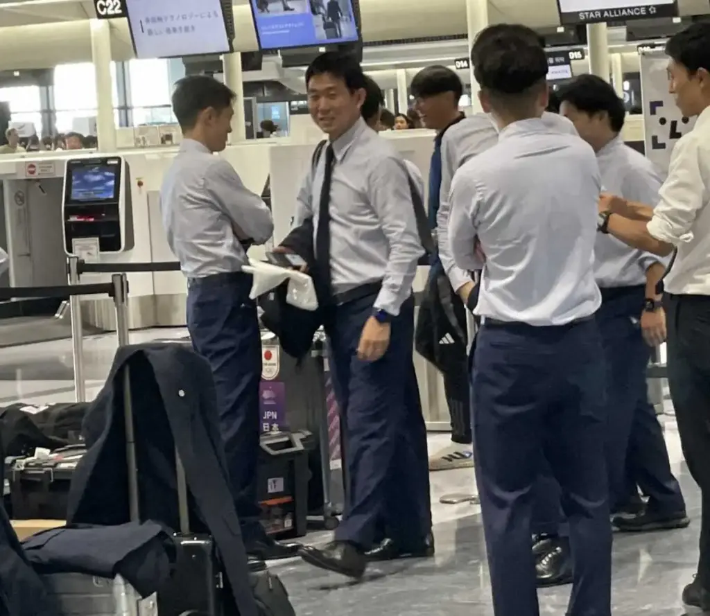 日本代表・森保監督、米国遠征に向かう搭乗便を変更　国内組の試合を映像チェック後に渡米へ - スポニチ Sponichi Annex サッカー