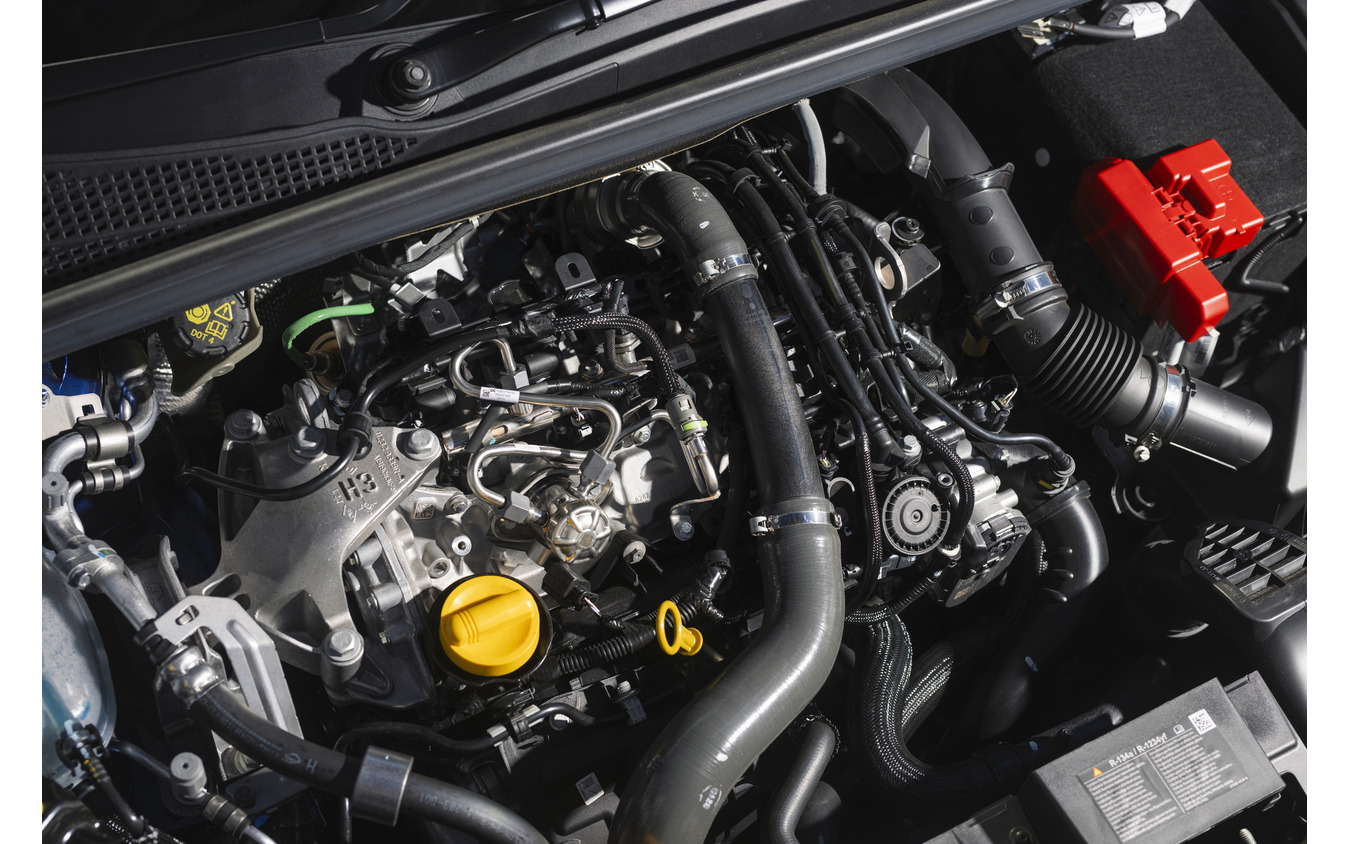 新型 ルノー『キャプチャー エスプリ アルピーヌ』