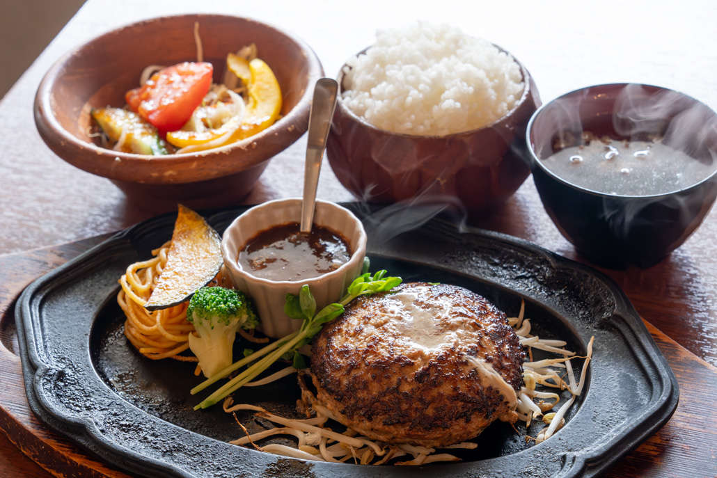 手作り和牛ハンバーグ・京都洋食レストラン「さくら亭」の画像