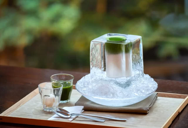 ハイアット リージェンシー 京都｜予約が取れない幻の“氷の器シリーズ”第2弾「アイス抹茶ラテ」提供中 | IGNITE（イグナイト）