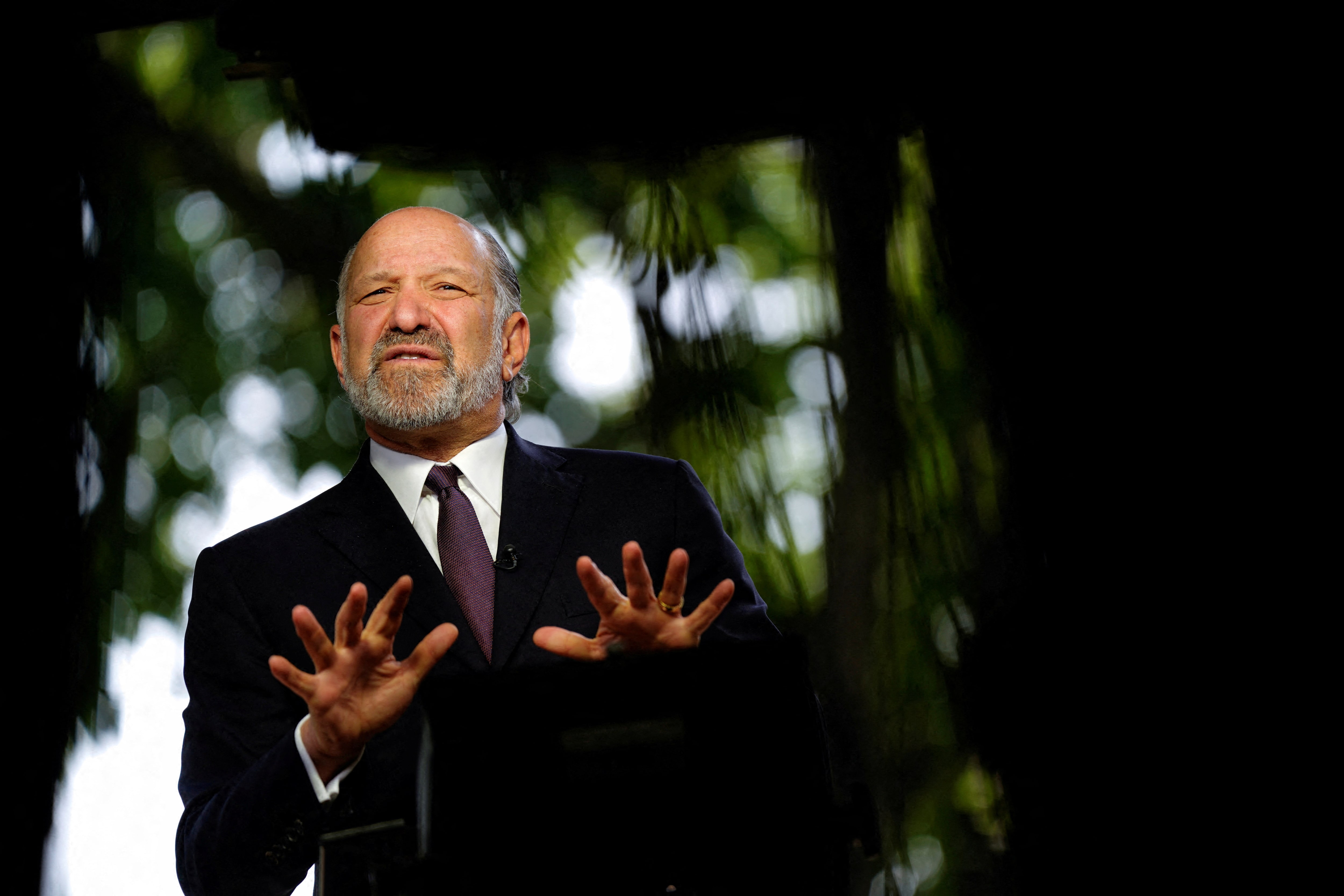 米政府、防衛関連企業への出資を模索する可能性＝商務長官