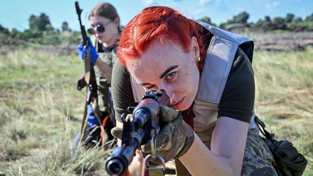 より多くのウクライナ人女性が陸軍に加わりました