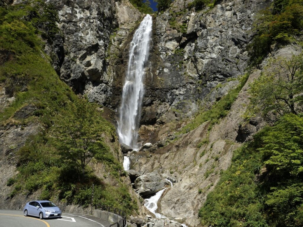 夏に行きたい「岐阜県の絶景ドライブスポット」ランキング！ 「白山白川郷ホワイトロード」などを抑えた1位は？ - All About ニュース