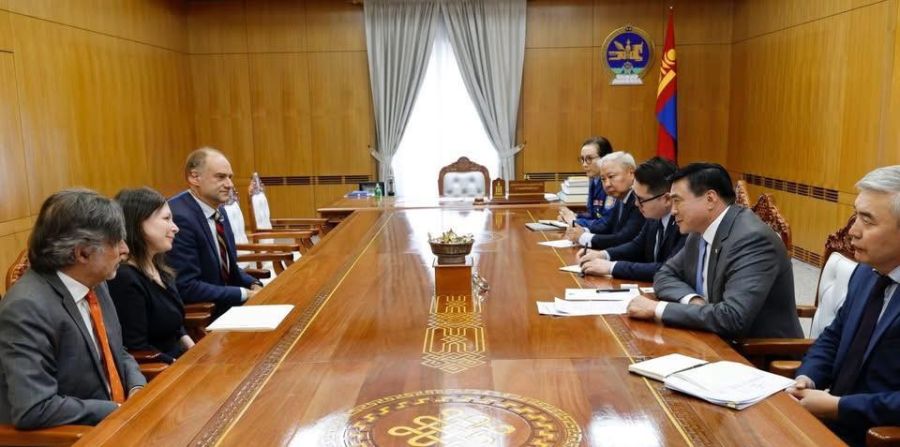 Mongolia and Italy Discuss Expanding Cooperation in Emergency Management