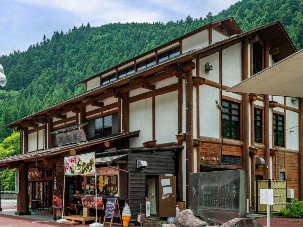 好き＆行ってみたい「埼玉県の道の駅」ランキング！ 同率2位「ちちぶ」「大滝温泉」を抑えた1位は？【2025年調査】 - All About ニュース