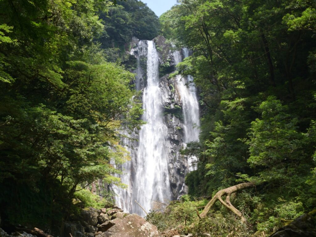 宮崎県で「夏に行きたい滝」ランキング! 2位「矢研の滝」を抑えた、堂々の1位は?【2025年調査】 – All About ニュース 宮崎県で「夏に行きたい滝」ランキング! 2位「矢研の滝」を抑えた、堂々の1位は?【2025年調査】 - All About ニュース