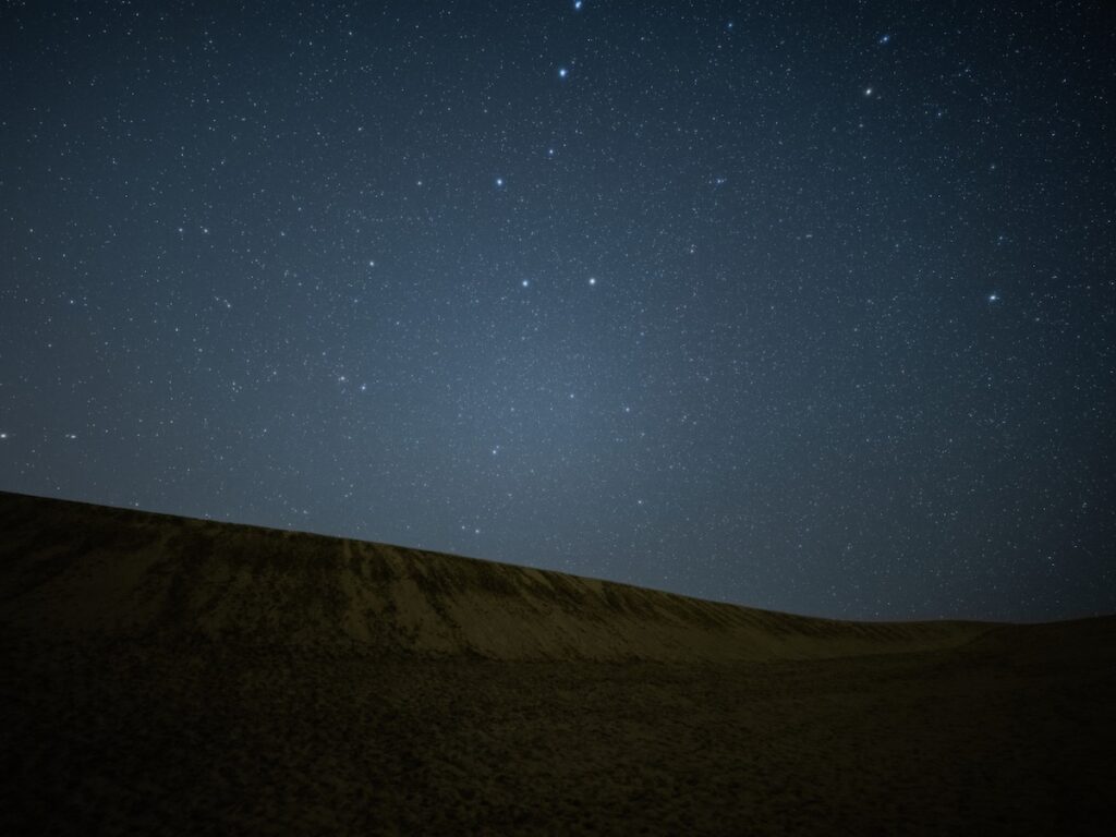 行ってみたい「鳥取県の星空スポット」ランキング！ ダントツ1位は「鳥取砂丘」、では続く2位は？ - All About ニュース