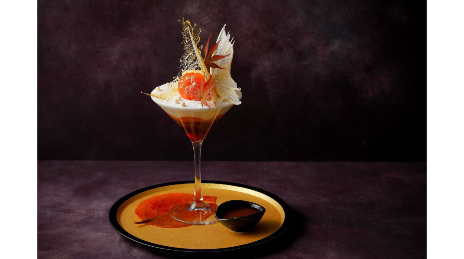 【南紀白浜マリオットホテル】和歌山の秋の恵みを贅沢に味わう特製パフェ「和歌山みかんとさつまいもパフェ エスプーマ仕立て」を発売 | 南紀白浜マリオットホテル