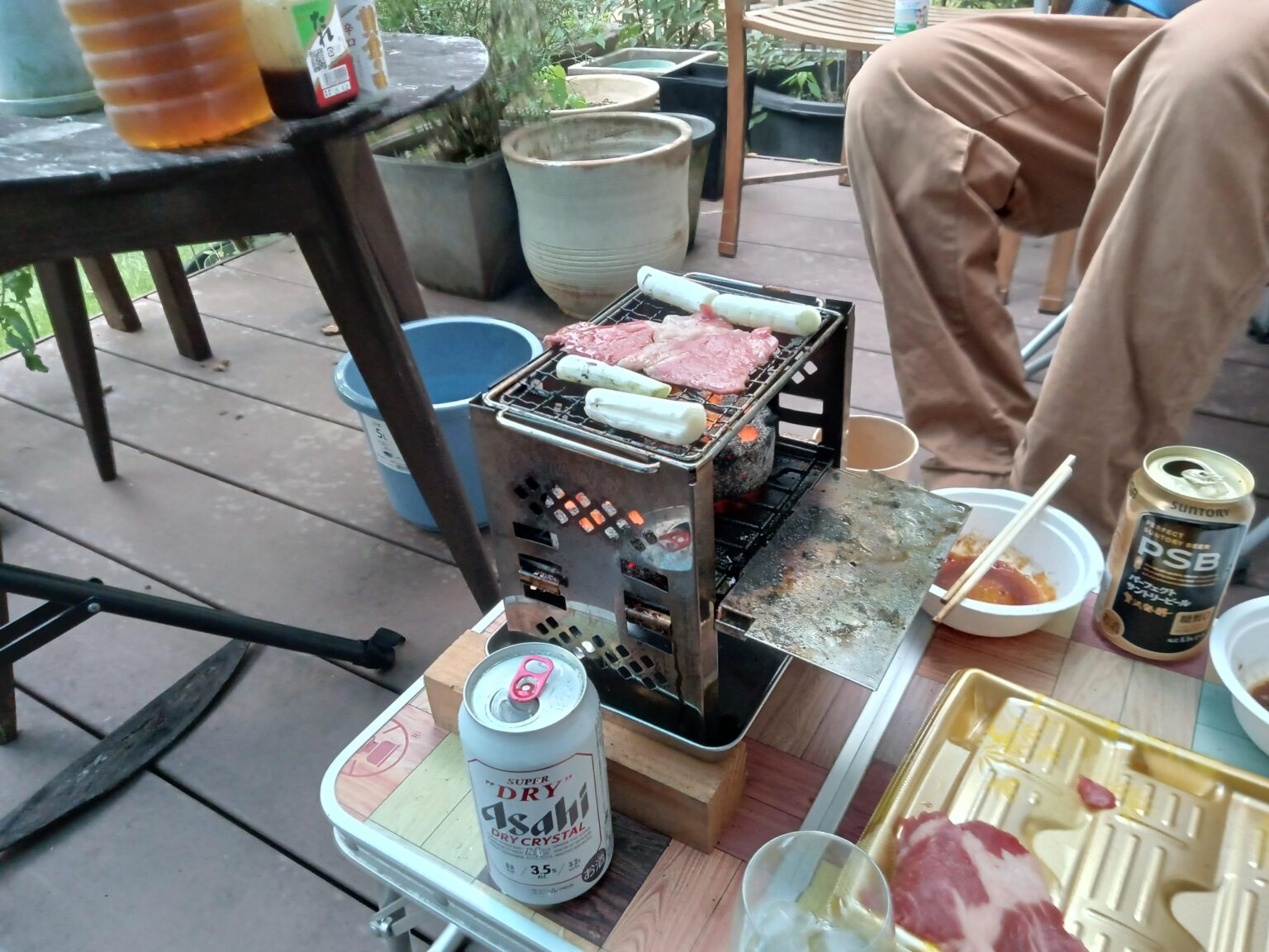 高機能キャンプ場(自宅の庭)で焼肉