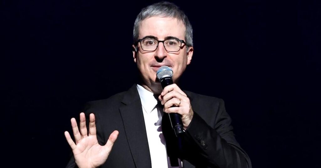 ジョン・オリバーはジェイ・レノの深夜のアドバイスを捨てる：「ハードパス」| 「先週の今夜」のホストは、「ジェイ・レノからコメディーのアドバイスを受ける」ことに興味がないと言いました。
