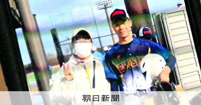 「生きてくれ」届かなかった母への願い　甲子園の晴れ姿、天まで届け - 高校野球 [北海道]：朝日新聞