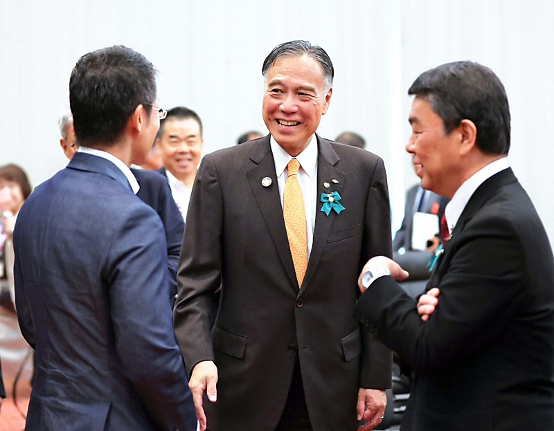 阿部氏に問われる「今までと全く異なる手腕」 長野県知事4期目残り1年 全国知事会長とどう両立｜信濃毎日新聞デジタル 信州・長野県のニュースサイト - 信濃毎日新聞デジタル