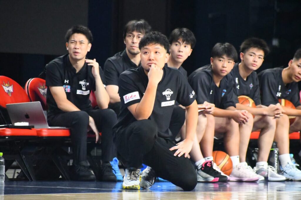 「いつか石垣島に還元したい」石垣島初のBリーガー・鈴木龍雄氏が語った“夢” 佐賀U18ヘッドコーチとして凱旋 : OKINAWA Island Hoops 「いつか石垣島に還元したい」石垣島初のBリーガー・鈴木龍雄氏が語った“夢” 佐賀U18ヘッドコーチとして凱旋 : OKINAWA Island Hoops