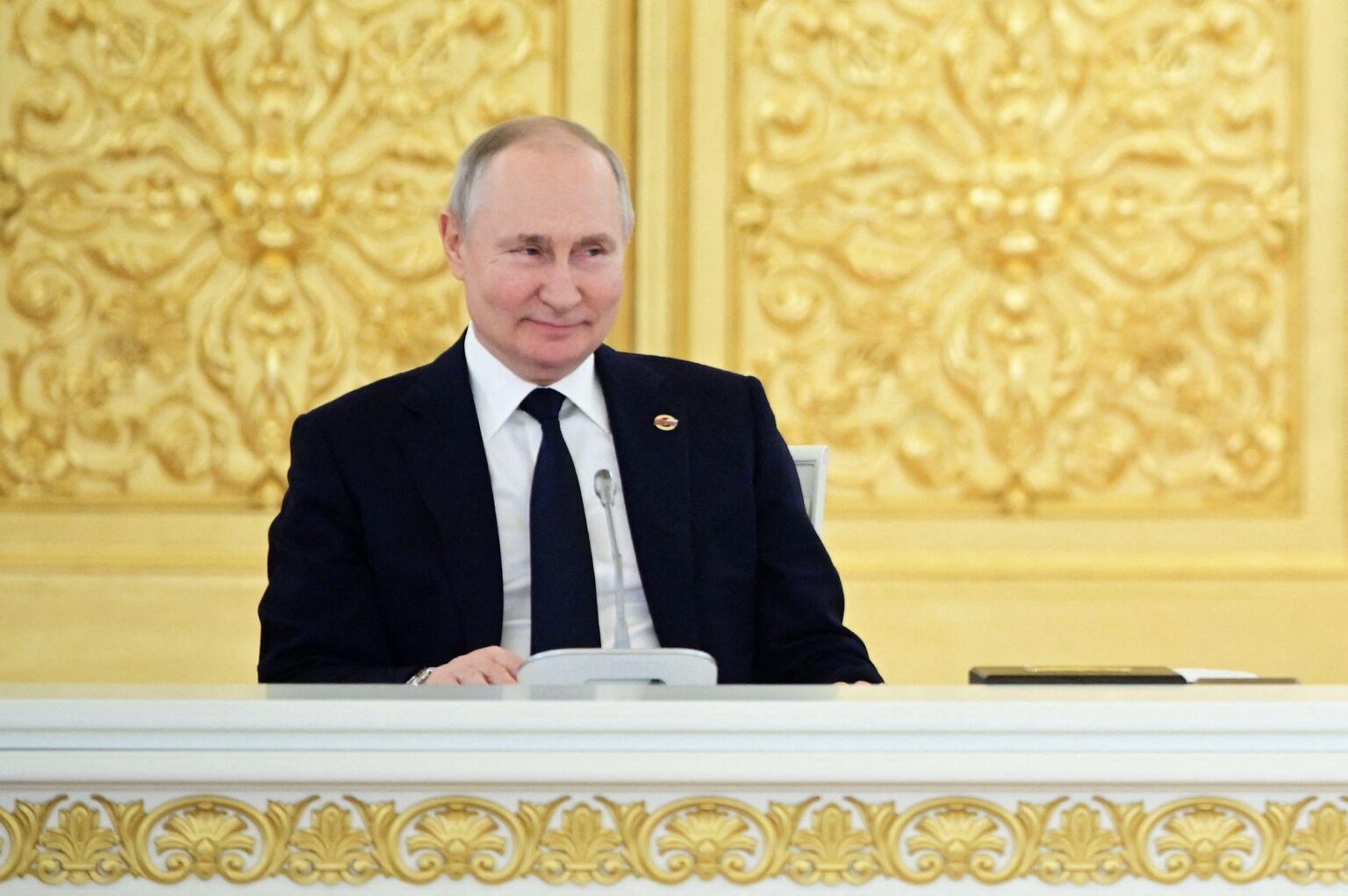 プーチン大統領は、ウィトコフとの会合においてウクライナの東部地域と引き換えに停止戦争を提案した、とWSJは報告している