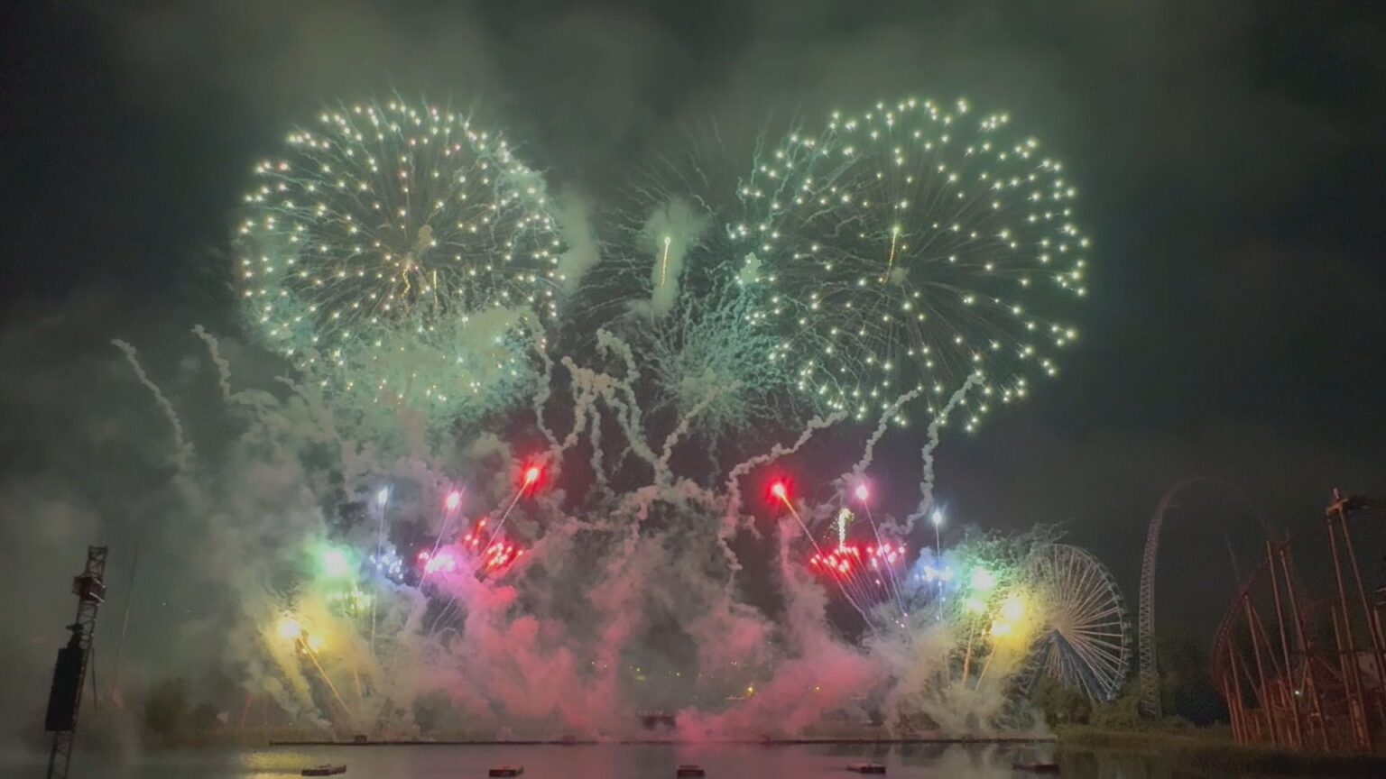 世界が見た“日本の情緒”――『カナダ・モントリオール国際花火大会』の一夜 | SPICE - エンタメ特化型情報メディア スパイス