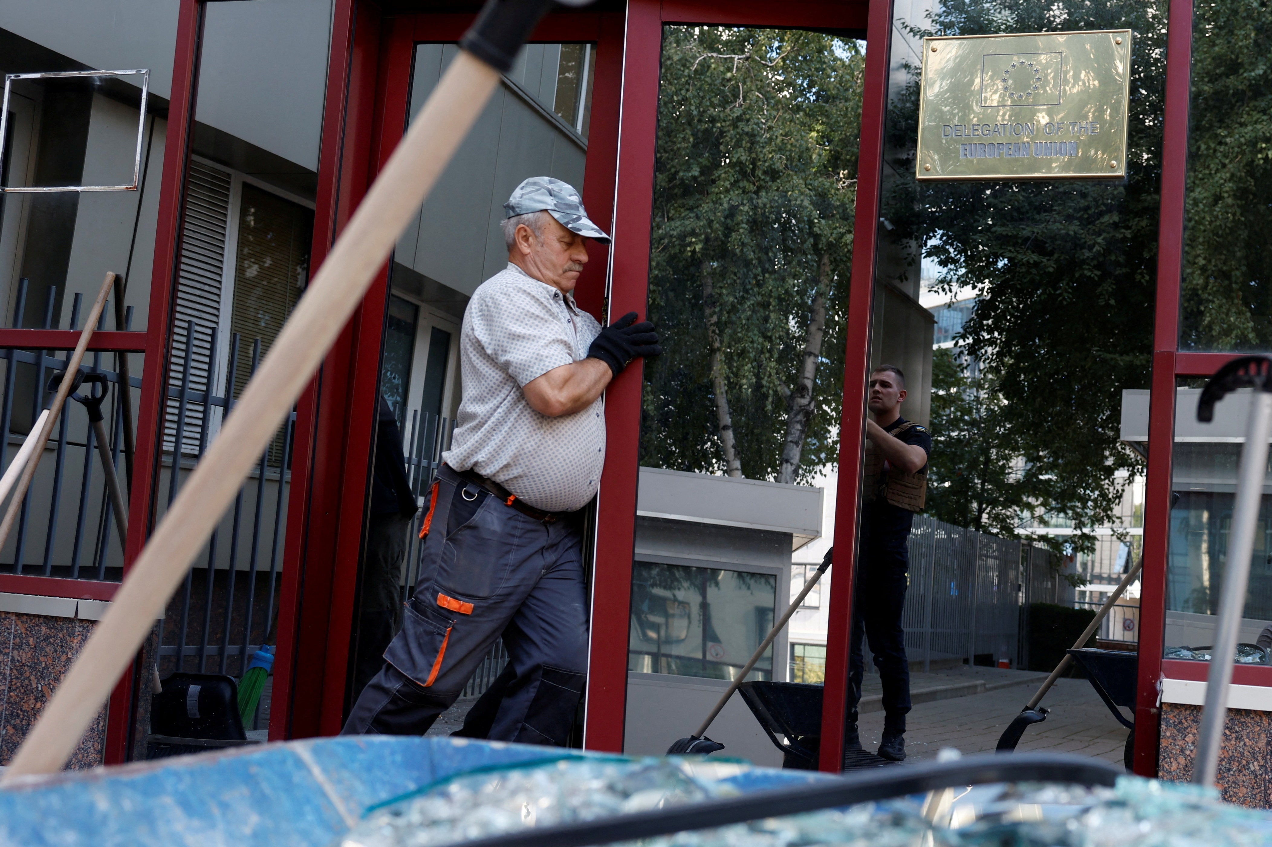 ロシアの攻撃、キーウのＥＵ代表部ビルに被害