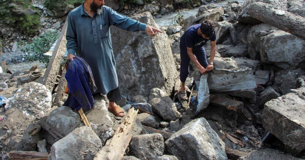 パキスタンの豪雨被害で200人超死亡、さらに増える恐れ 複数の地域で通信途絶える