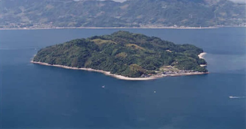 山口・笠佐島の中国人不動産取得問題「外為法で事前審査や条例も」足立・北星学園大教授 - 産経ニュース