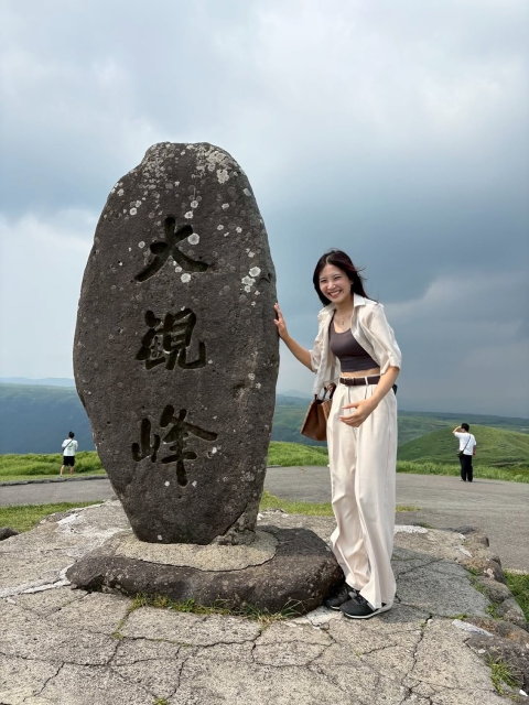 ヘソチラスタイルでファン魅了！SAGA久光スプリングス中島咲愛、オフ満喫スマイル投稿「自然！！！すごい！！綺麗！！！」 | 話題の投稿 | スポーツブル (スポブル)