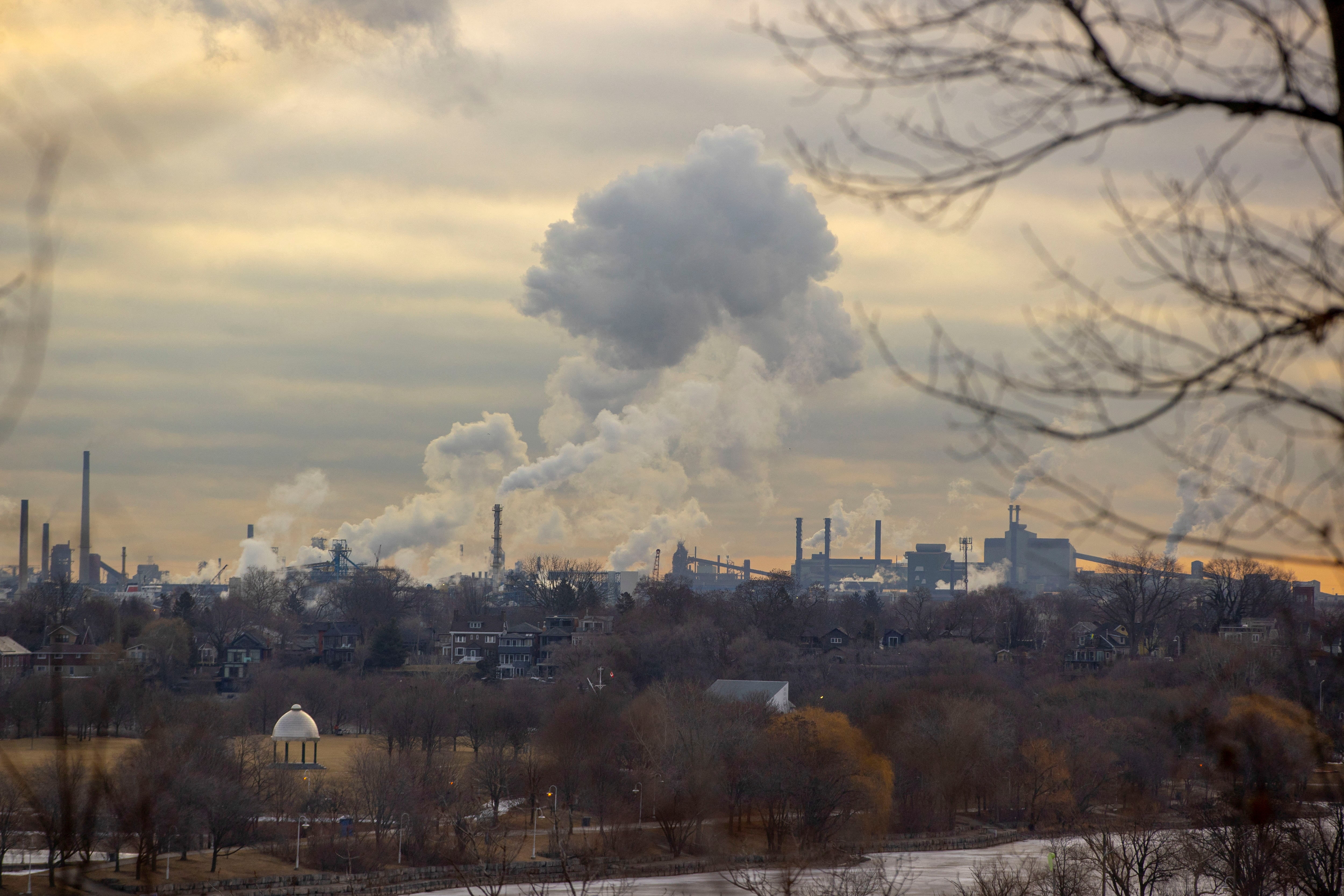 カナダ、6月の製造業売上高を一時誤掲載