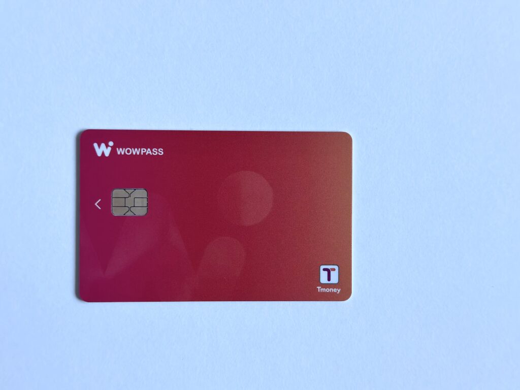 韓国旅行　WOWPASS  プリベイドカード
