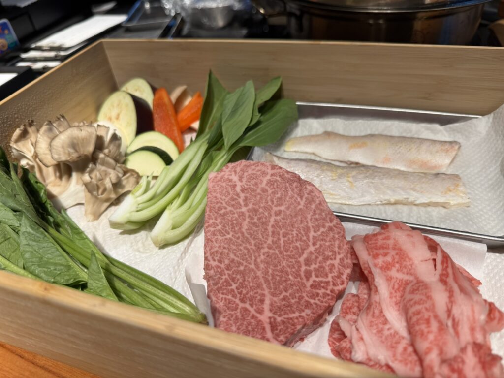 「鉄板酒家幸のり」調理前の食材の写真