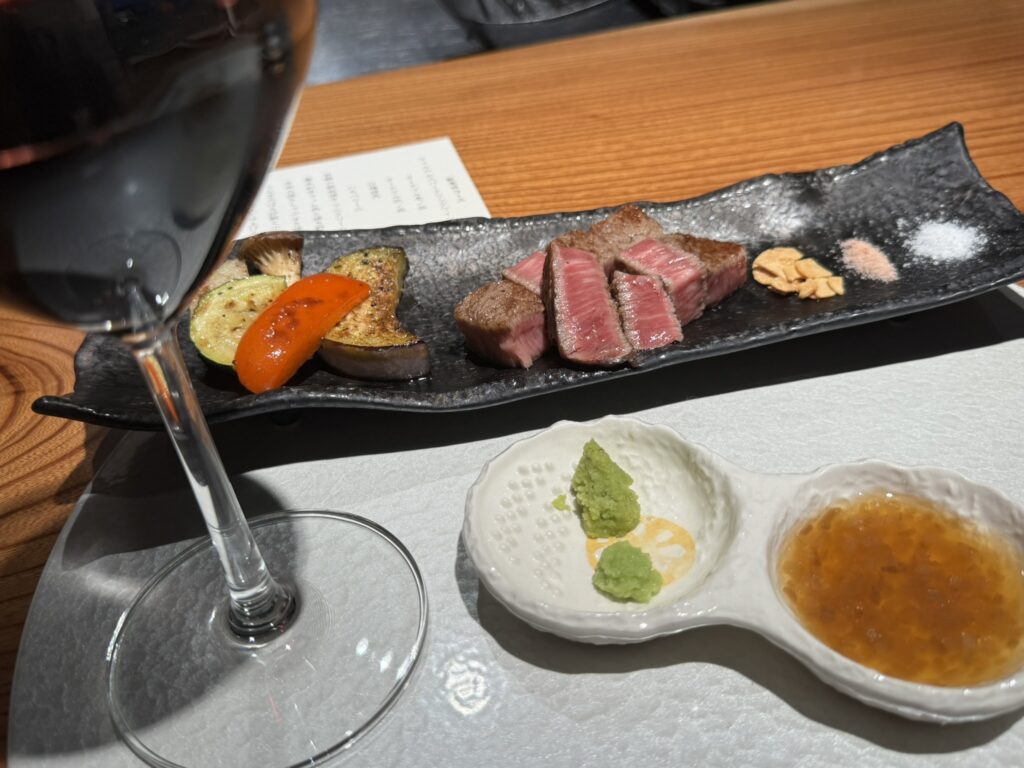 鉄板酒家幸のりのお肉の写真のアイキャッチ画像