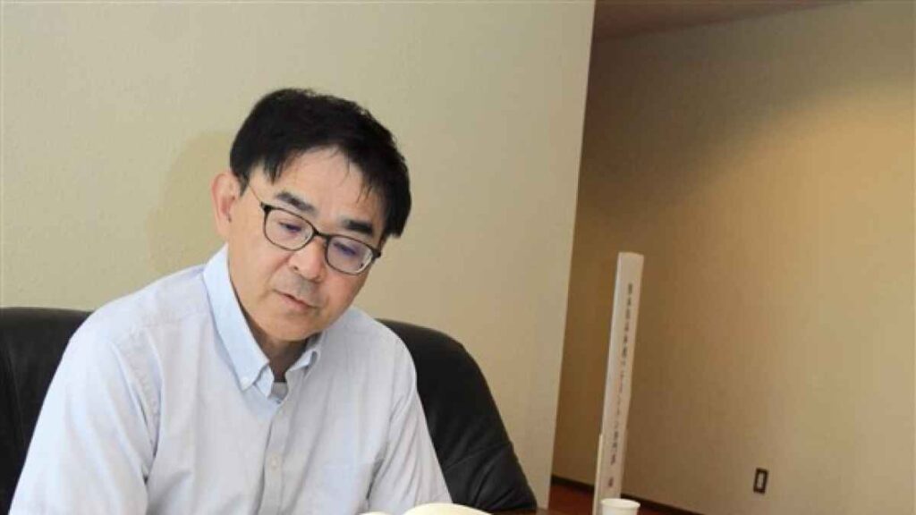 核の恐怖 紙芝居に 熊本被爆二世・三世の会 悲惨さ、差別 証言深堀り【連載 平和をつなぐ①－くまもと戦後80年】｜熊本日日新聞社 - 熊本日日新聞社
