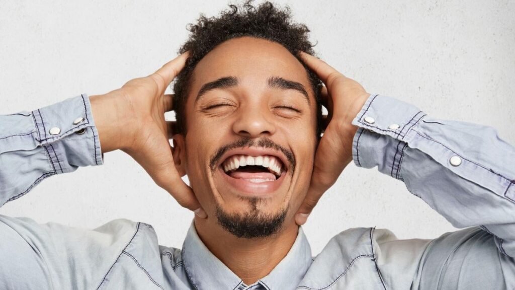 わざと「恥知らず」になる戦略が有効であることがビジネスや選挙を通じて明らかになりつつある【制裁はシグナルを広める程度の効果しか持たない】