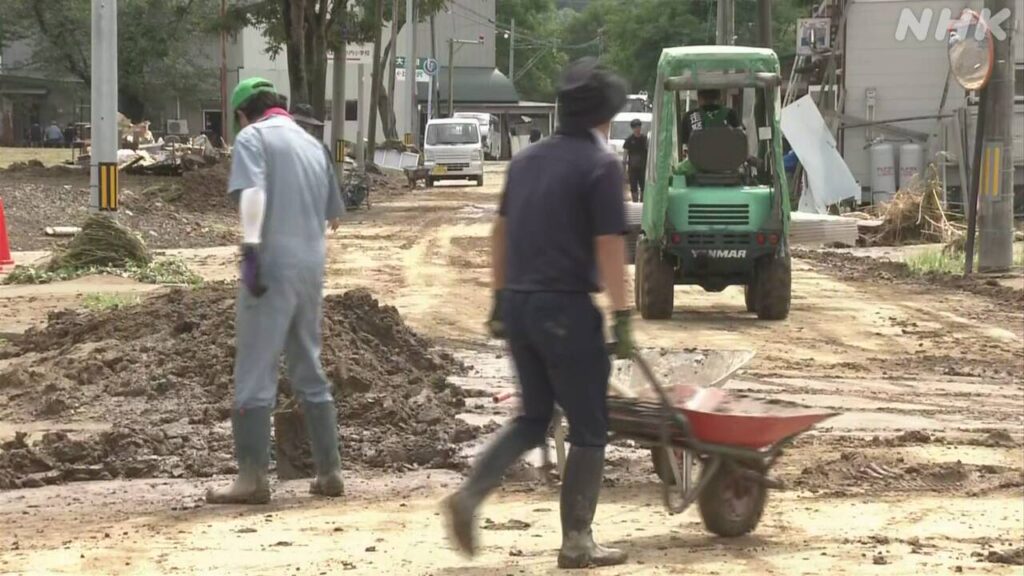 東北北部 記録的大雨 秋田では建物への浸水など被害相次ぐ - nhk.or.jp