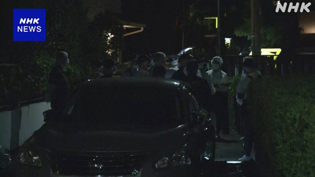 東京 府中 マンション駐車場の車内で男女死亡 事件の可能性も | NHK