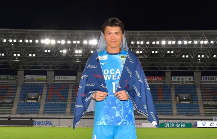 熱中対策にも抜群！田中颯が“クールメイカー”でハーフタイムも快適キープ | 話題の投稿 | スポーツブル (スポブル)
