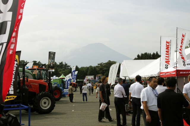 岩手県全国農業機械実演展示会　8月21～23日　新時代拓くヒント 滝沢市のアピオで開催