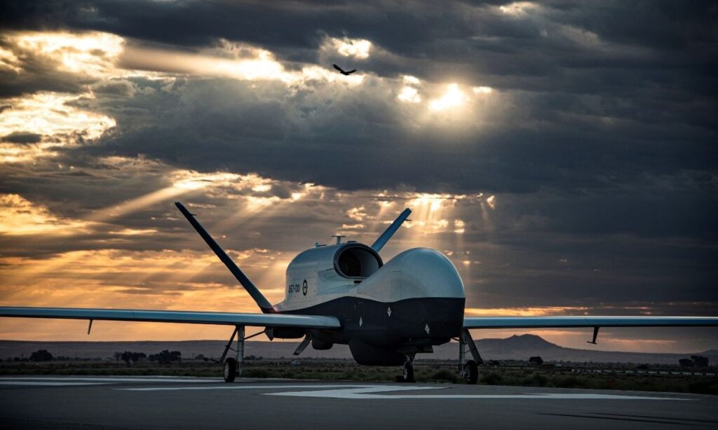 ノースロップ・グラマン、オーストラリア向けMQ-4Cトライトン初号機を公開 | Northrop Grumman