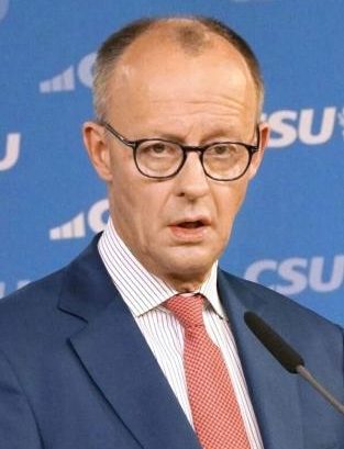 ドイツ、反移民右派が単独首位　支持率調査、最大与党転落