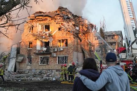 キーウ大規模攻撃、１９人死亡　ＥＵ代表部、英機関に被害 - 琉球新報デジタル