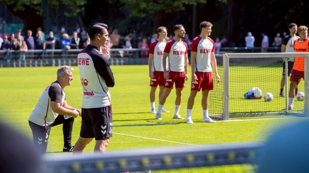 「指導者の道へ…」元日本代表DFがドイツで挑む新たなステージ | 話題の投稿 | スポーツブル (スポブル)