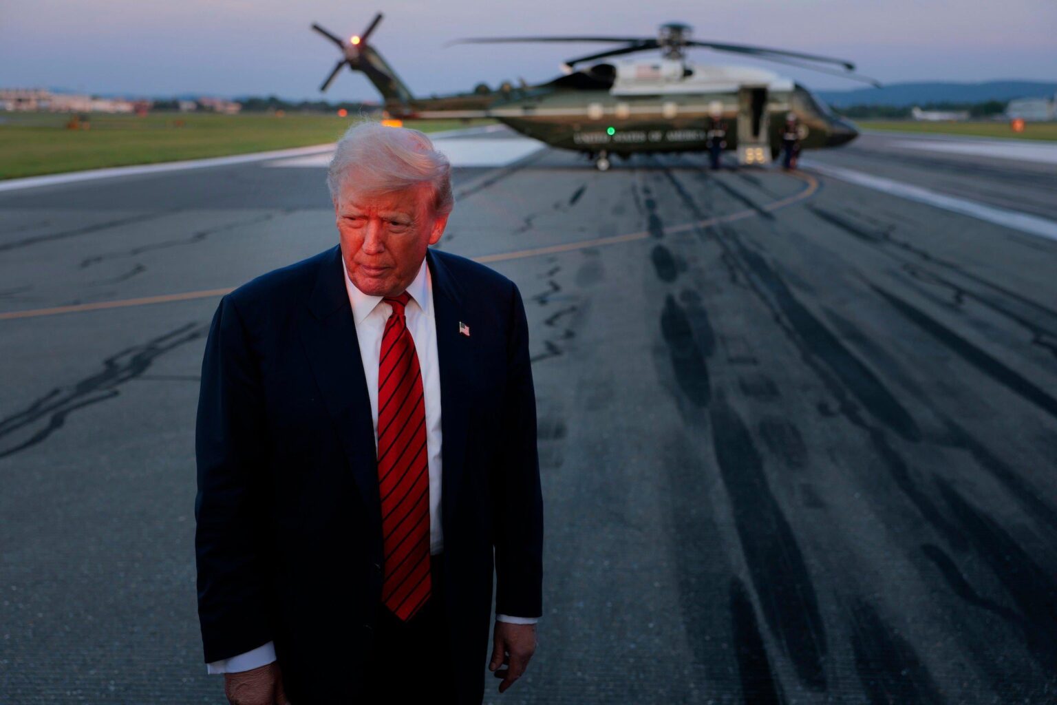 トランプは、ラテンアメリカの麻薬カルテルに対する軍事力の使用を命じます