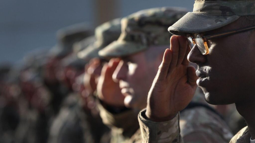 米軍はポーランドのKFCで心臓発作の犠牲者を救います