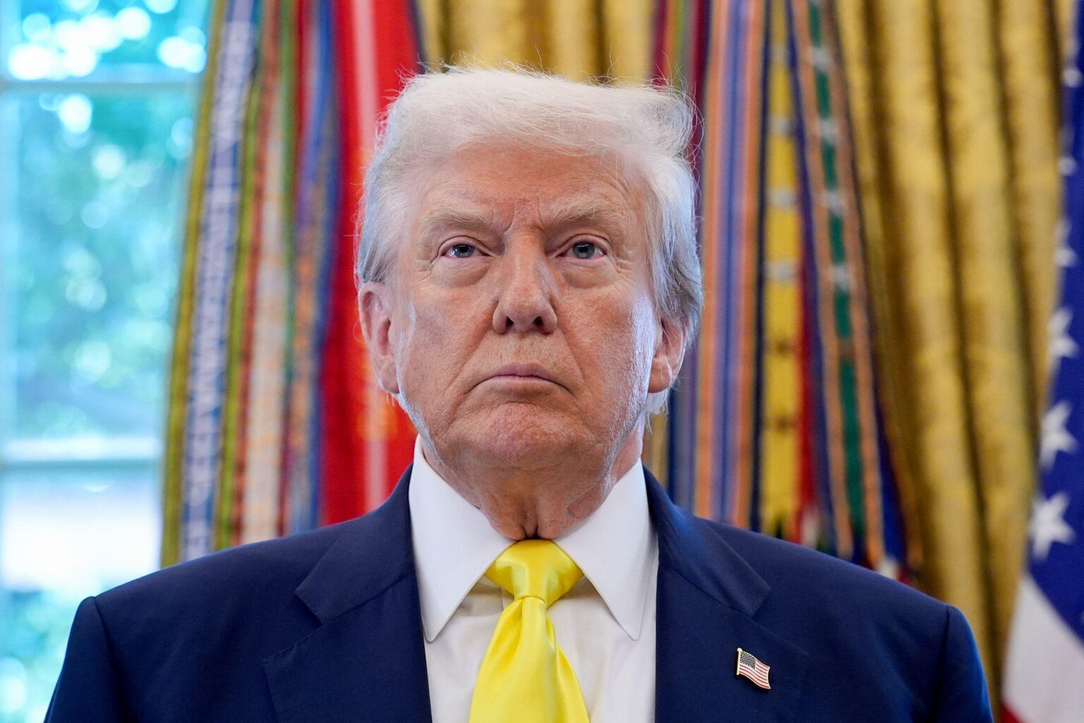 プーチン大統領はゼレンスキーに会うことを嫌がる「彼は彼が好きではないから」とトランプは言う