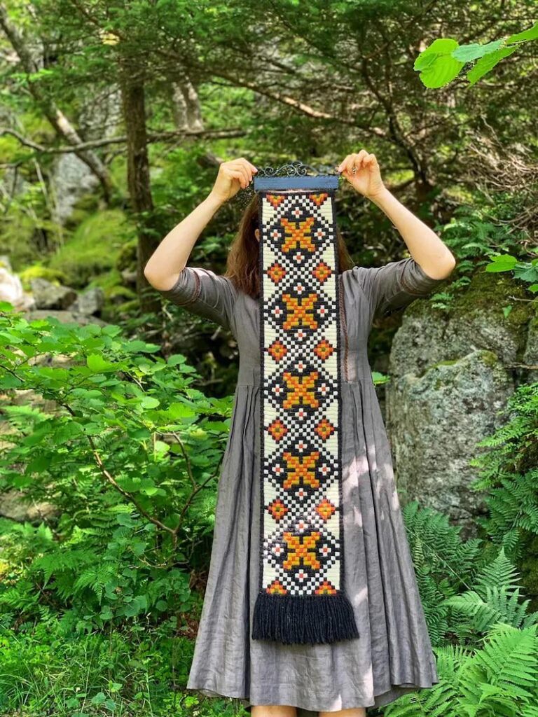 タペストリーまたは織りキット？