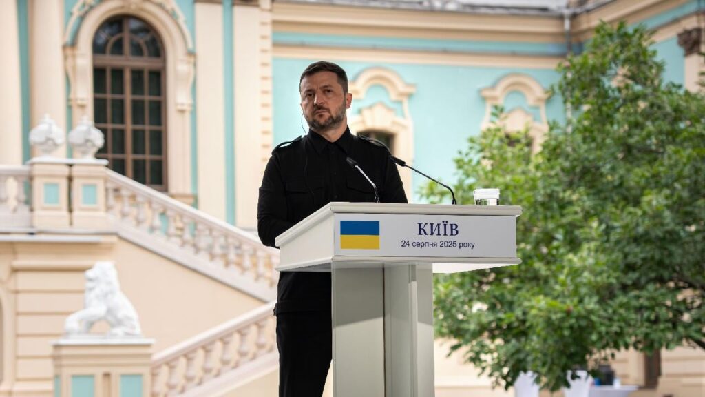 Zelenskyy：ウクライナは私たちの許可なしにロシアを攻撃することができます