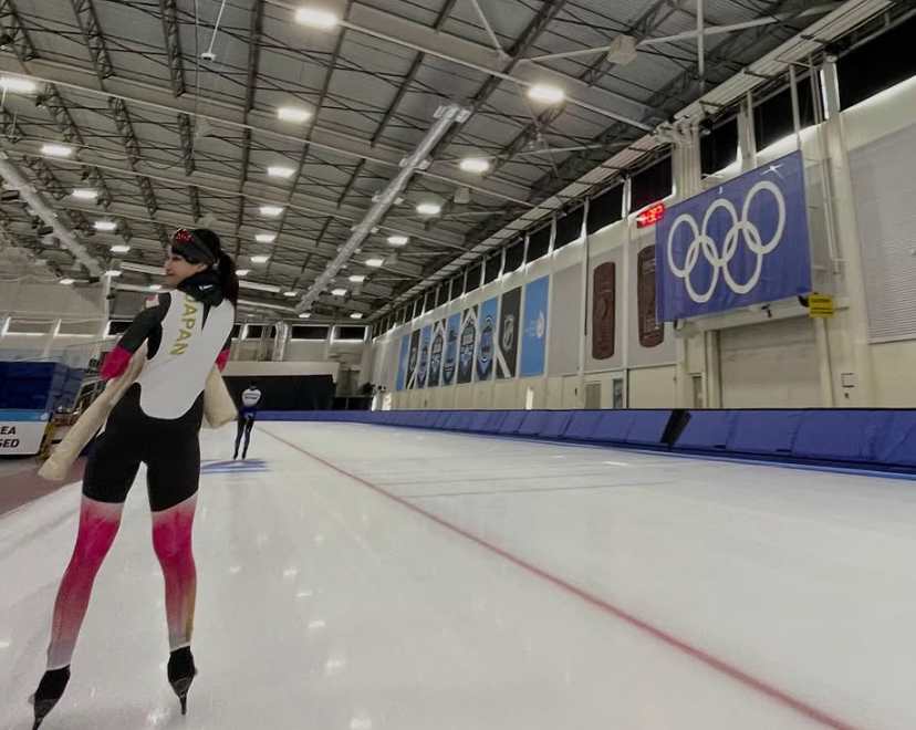 圧巻の滑り！稲川くるみが米国合宿で見せたスケート姿 | 話題の投稿 | スポーツブル (スポブル)