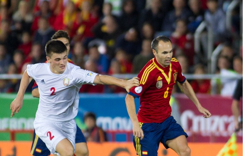 Spain and Chile both in need of just one point to qualify for Brazil 2014