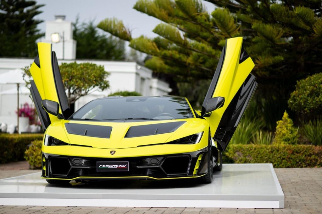 ランボルギーニの少量生産限定モデル「フェノメノ（FENOMENO）」はランボ最強の1080馬力！